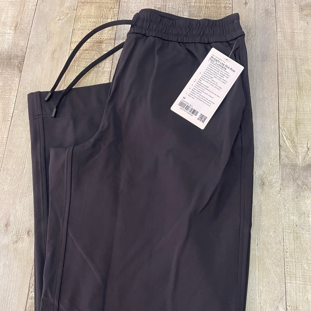 Lululemon Straight-Leg Mid-Rise Pant Luxtreme